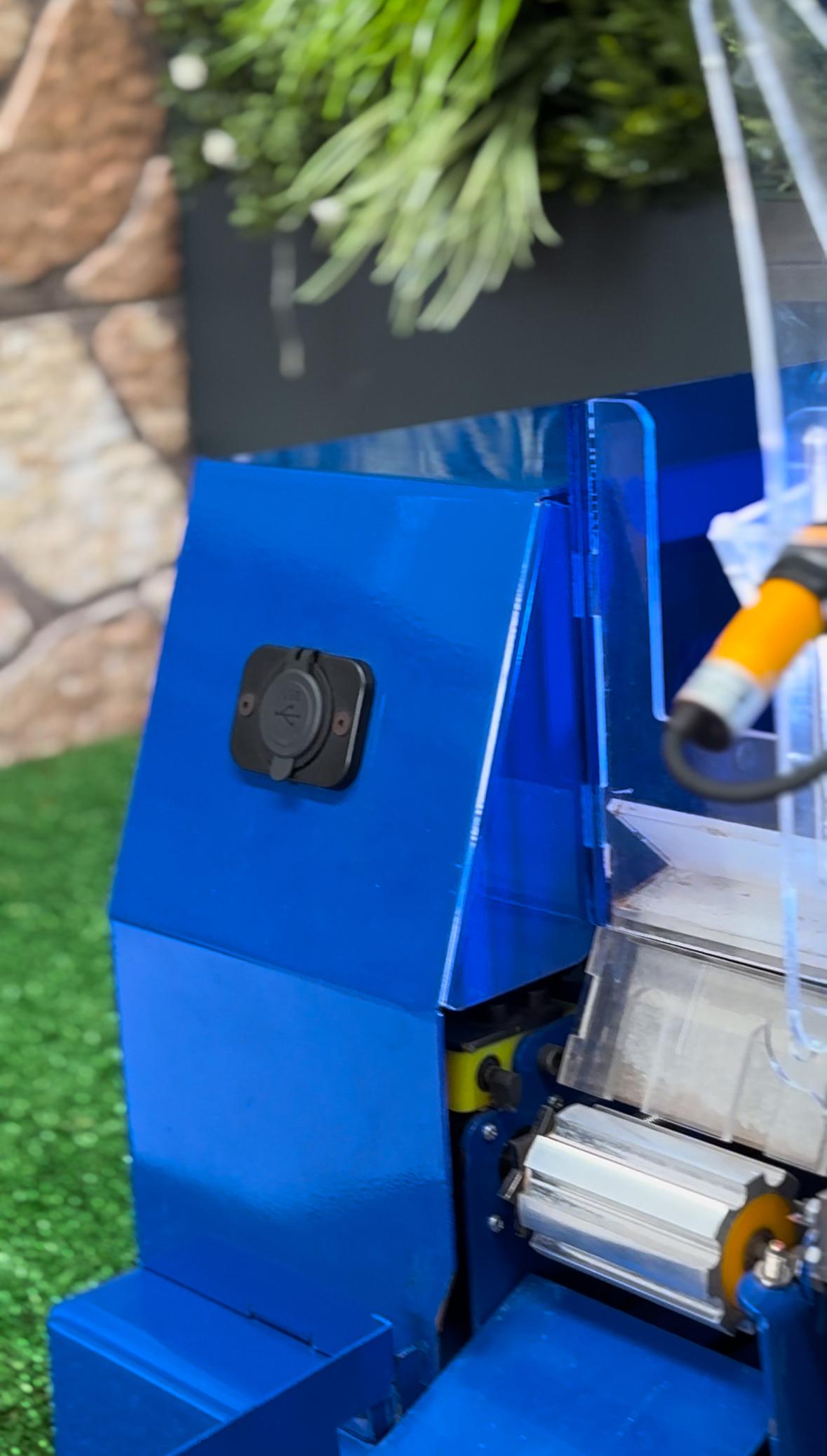 E-30 modeli elektrikli sigara sarma makinesi